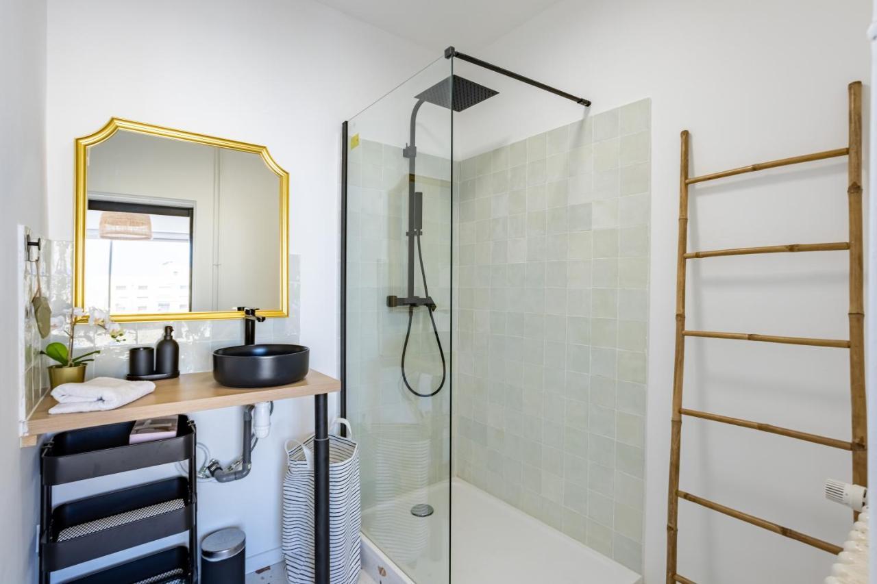 La Phoceenne - Bel Appartement Avec Vue Idealement Situe Marseille Luaran gambar